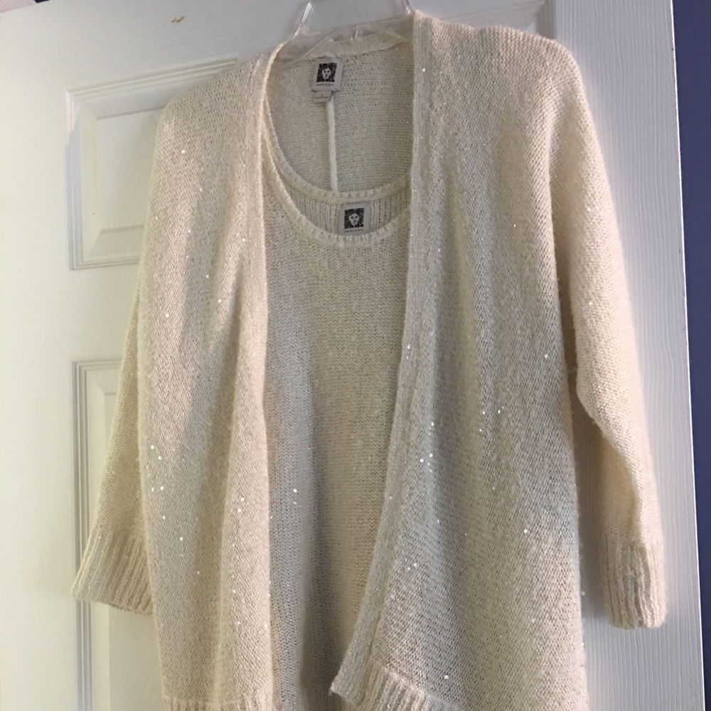 Cream colored Sweater Set by Anne Klein, sz Lg
